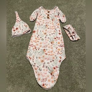 Caden Lane Knotted Gown